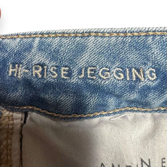 AMERICAN EAGLE Women’s Light Wash Distressed NE(X)T Level Stretch Hi-Rise Jeggin - Picture 4 of 6